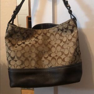 COACH Signature Brown Hobo bag with clip closure